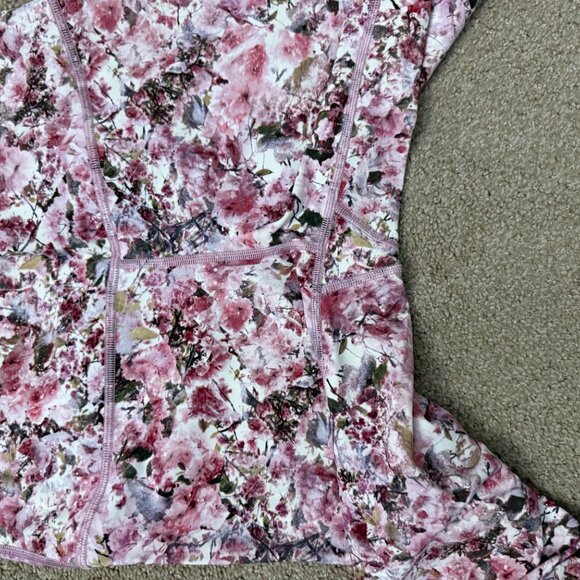 Lululemon Pink Floral Wunder Under High Waist 21" Leggings Size 8 - Picture 7 of 12